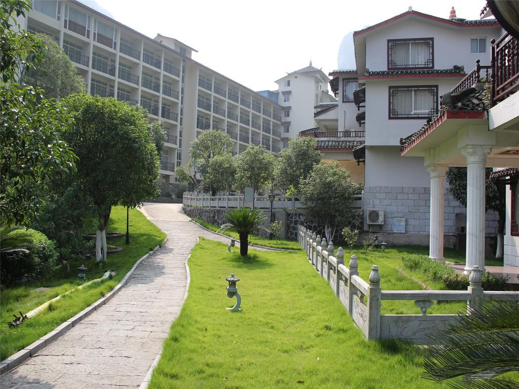 New West Street International Hotel Yangshuo Exteriör bild