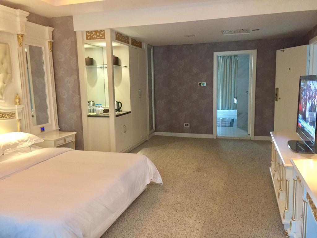 New West Street International Hotel Yangshuo Exteriör bild