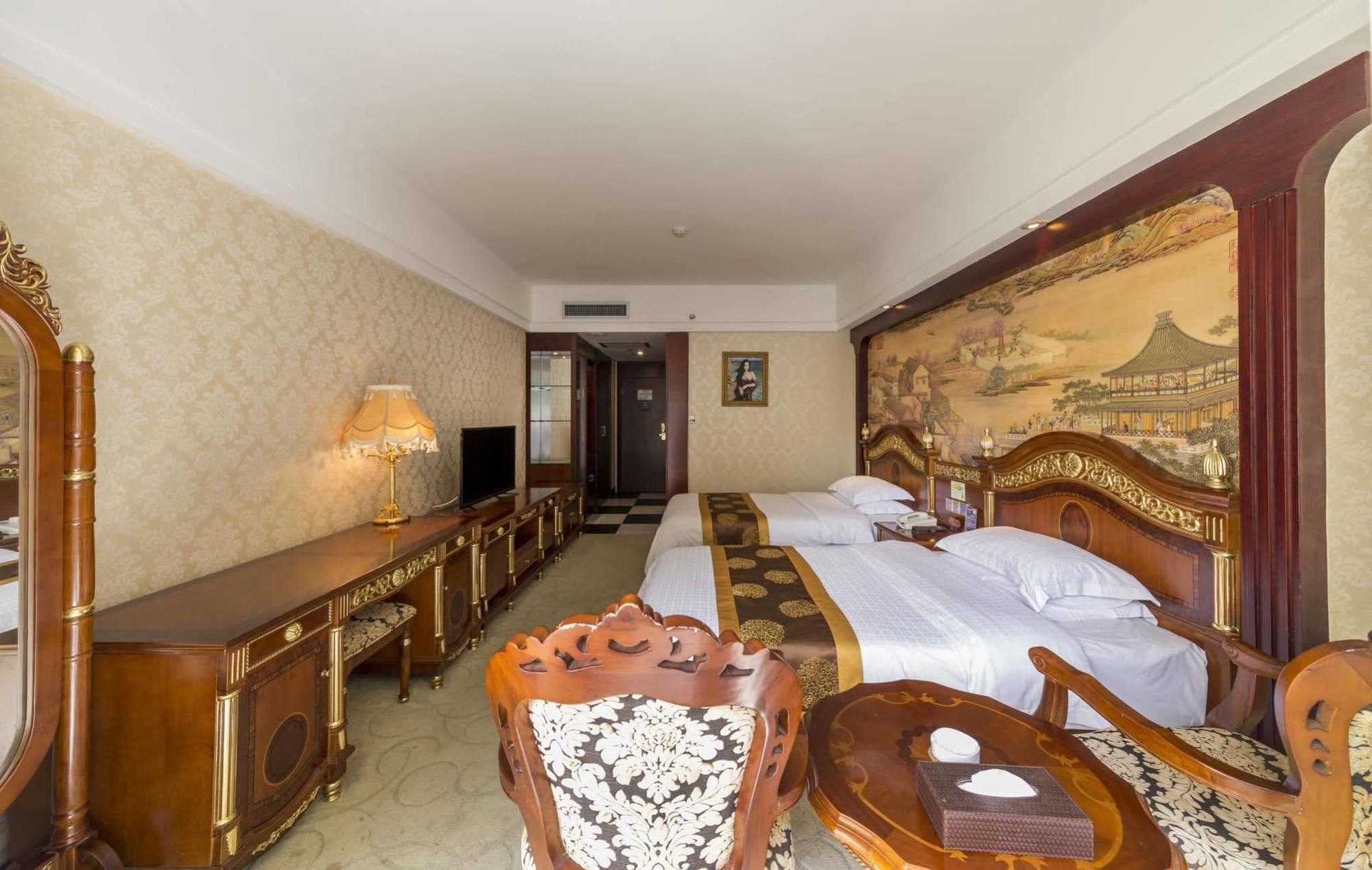 New West Street International Hotel Yangshuo Exteriör bild