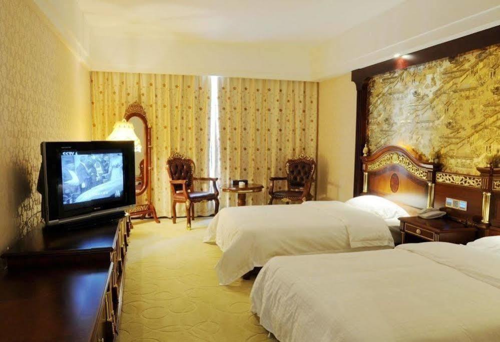 New West Street International Hotel Yangshuo Exteriör bild